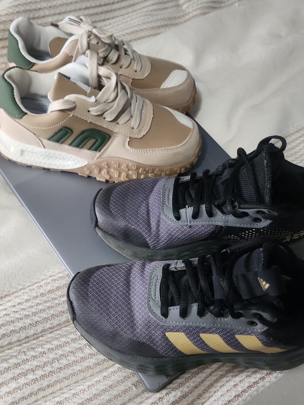 Kids Casual Sneakers Bundle in Tan & Green and Black & Gray - Size 1